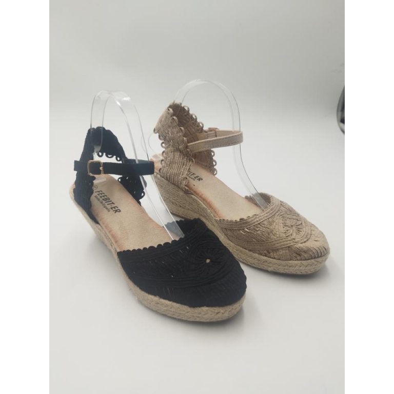 Esparteñas de señora rafia calada
