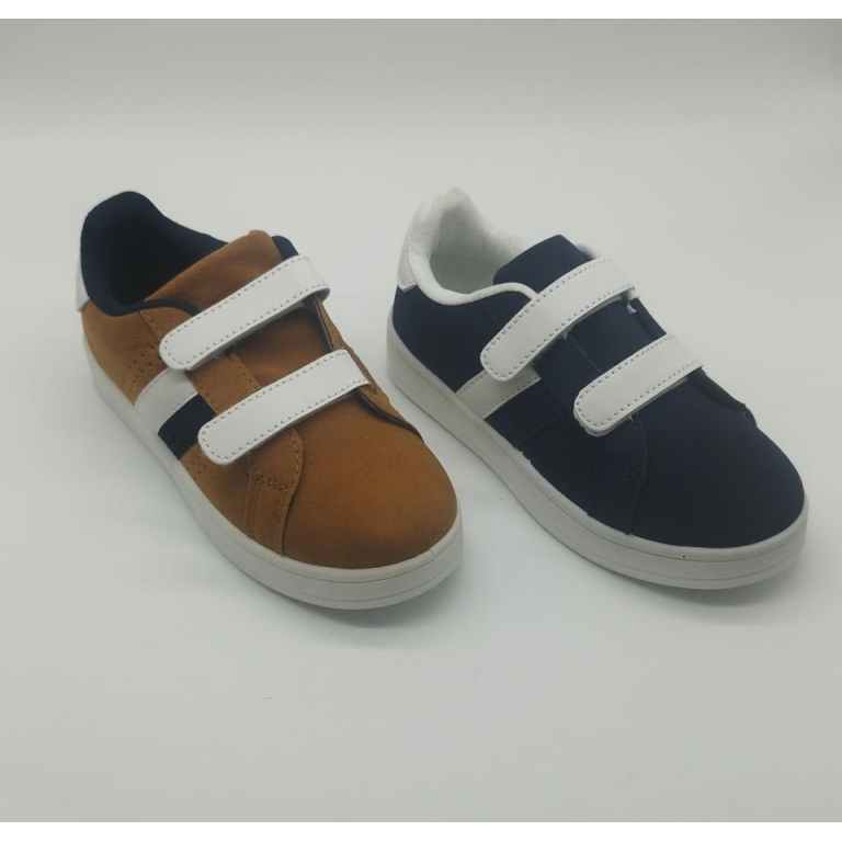 Zapatillas niño/niña cierre velcros