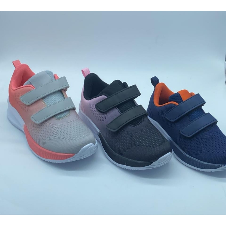 Zapatillas con doble velcro