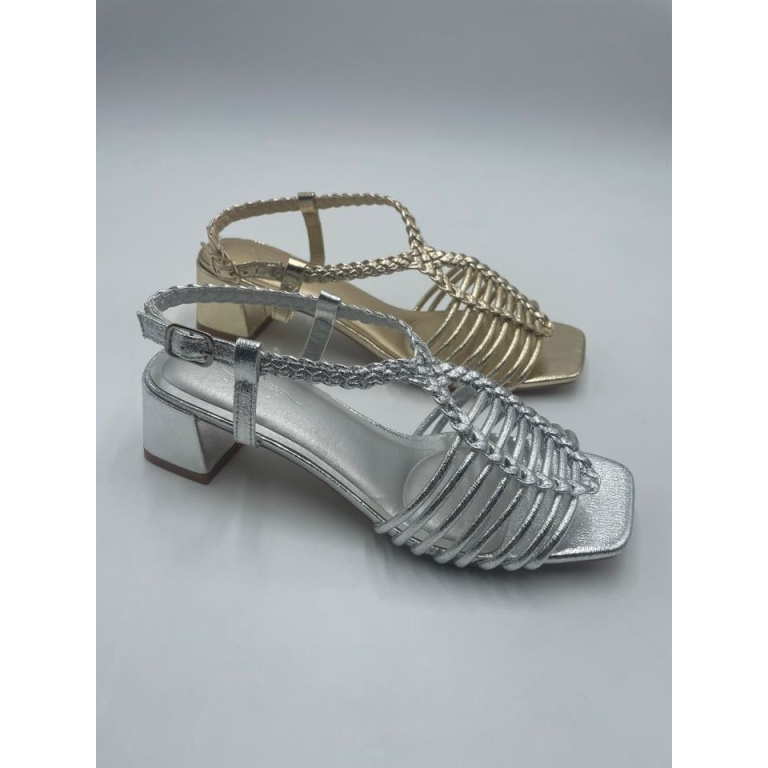 Zapatos de señora abierto tiras