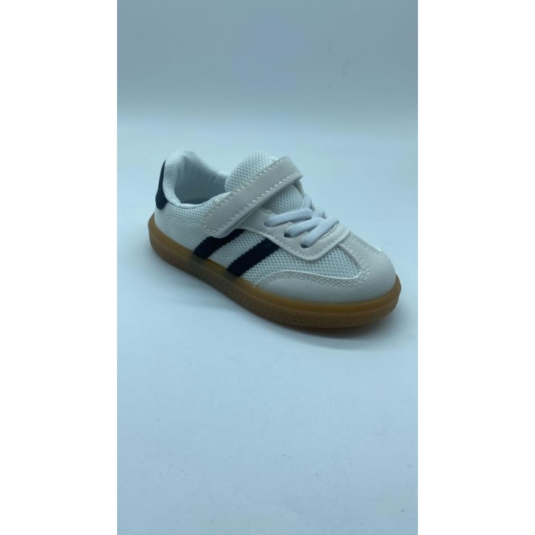Zapatilla lineas negras