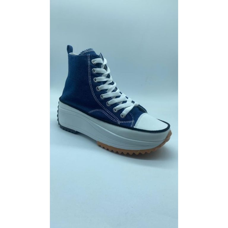 Zapatilla abotinada triple suela