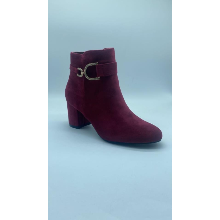 Botin de señora antelina con decoracion dorada