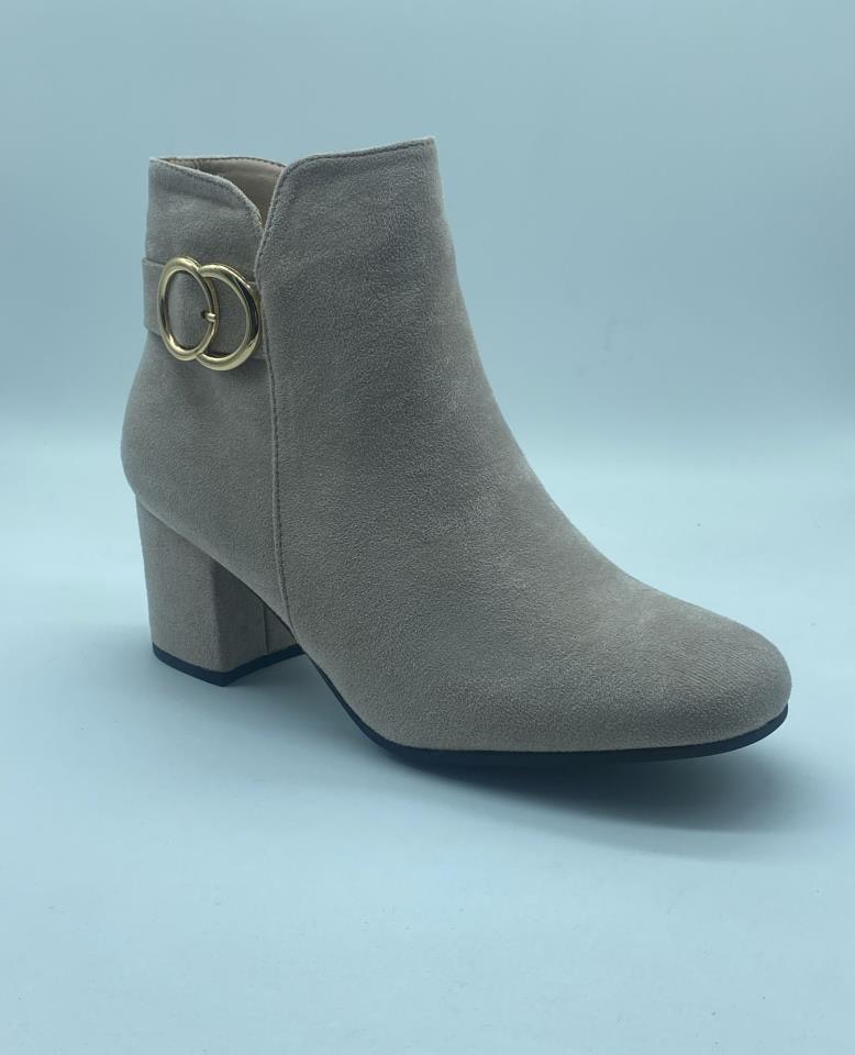 Botin de señora antelina