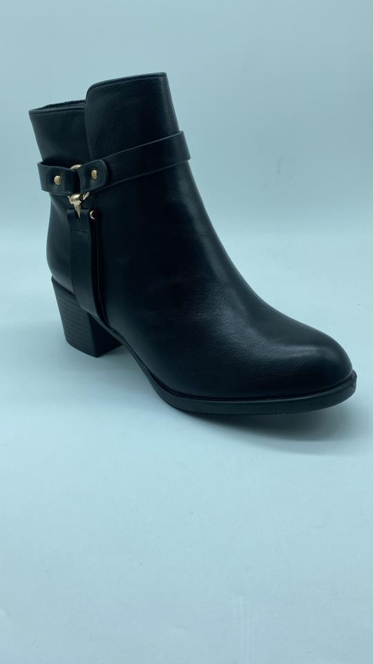 botin polipiel con decoración dorada tacon 5cm