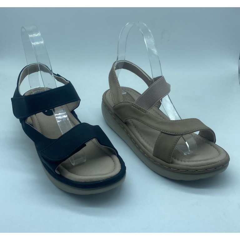 Sandalias planas velcros