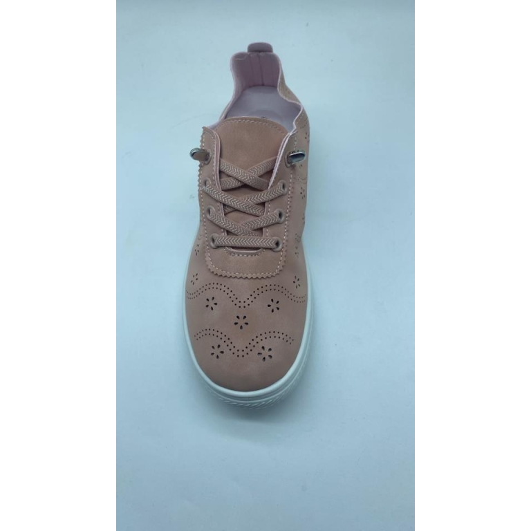 Zapatillas de señora agujeritos